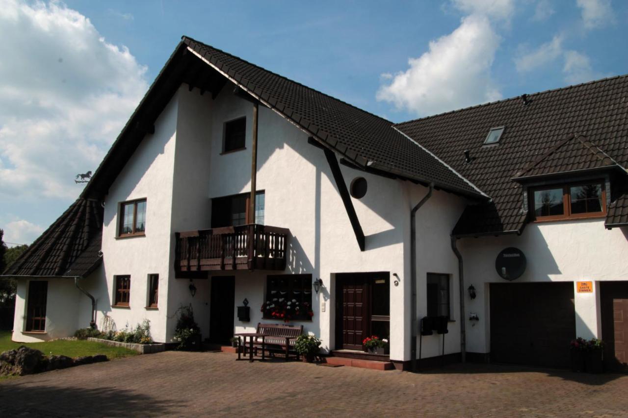 Gaestezimmer Gier Dahlem  Eksteriør billede